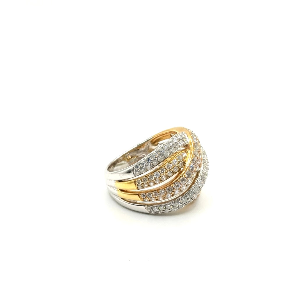 Anillo de Diamantes en Oro 18K