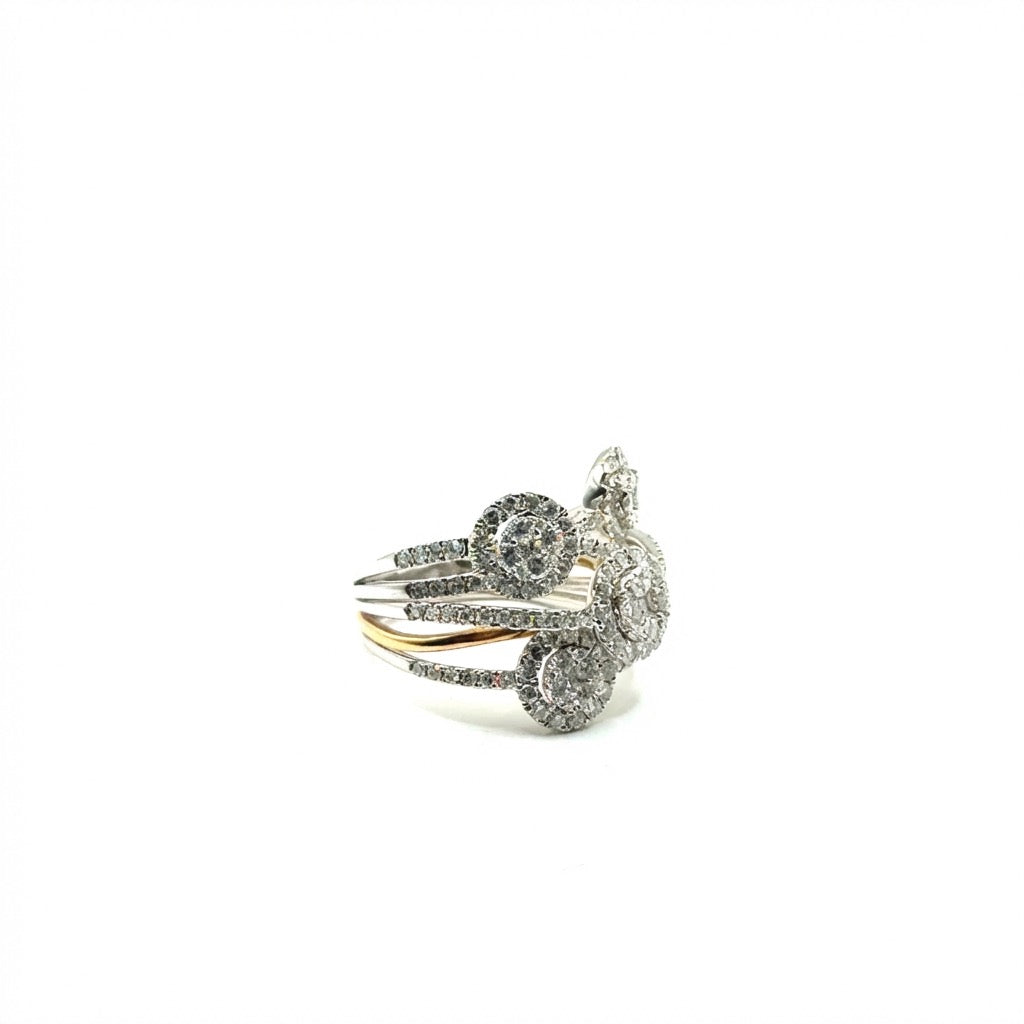 Anillo de Diamantes en Oro 18K