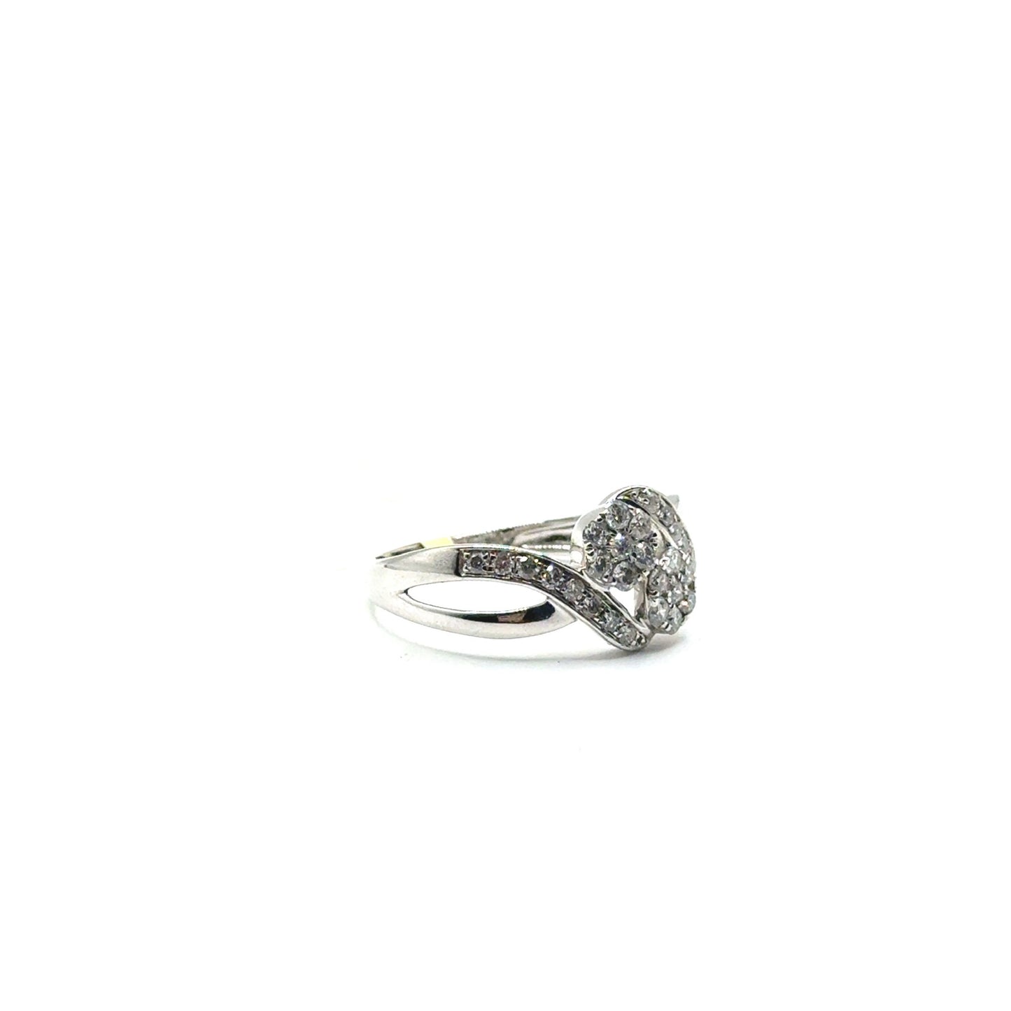 Anillo de Diamantes en Oro 14K