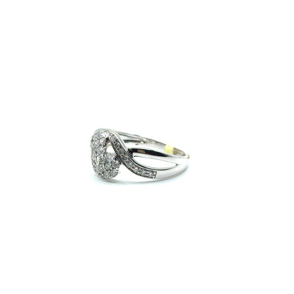 Anillo de Diamantes en Oro 14K