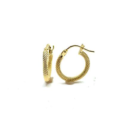 Huggies (matte) en Oro 10K