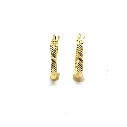 Huggies (matte) en Oro 10K