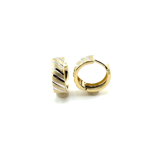 Huggies (dos tonos) en Oro 10K