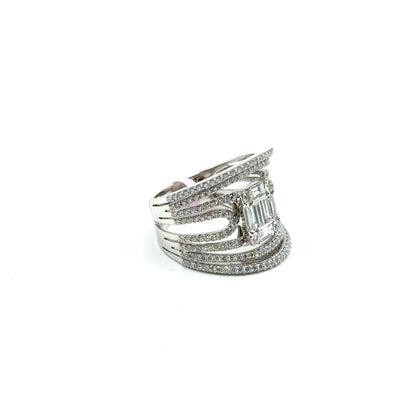 Anillo de Diamantes en Oro 18K