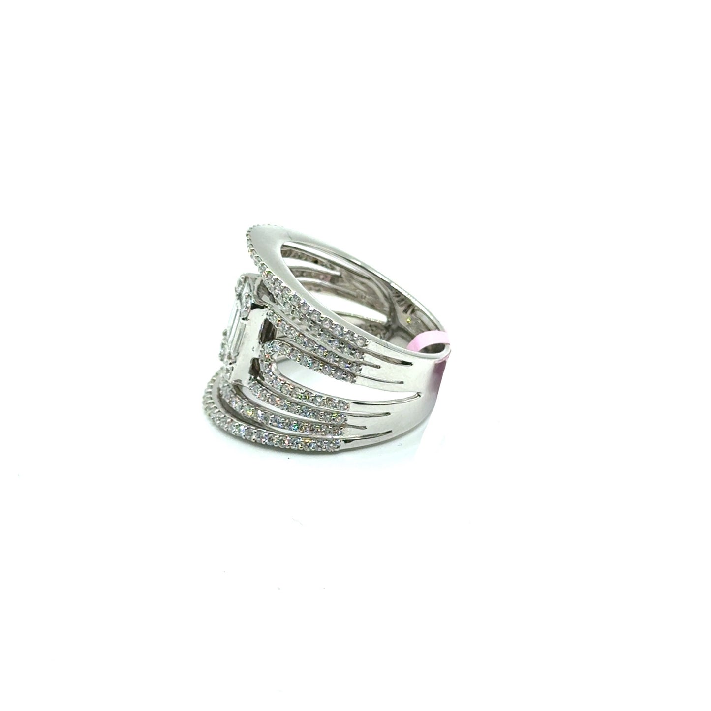 Anillo de Diamantes en Oro 18K