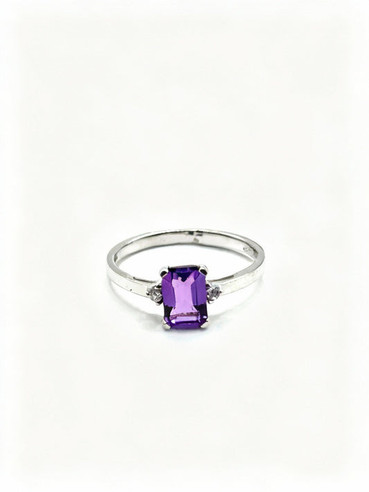 Anillo de Amatista en Plata 925 (0.9cts)