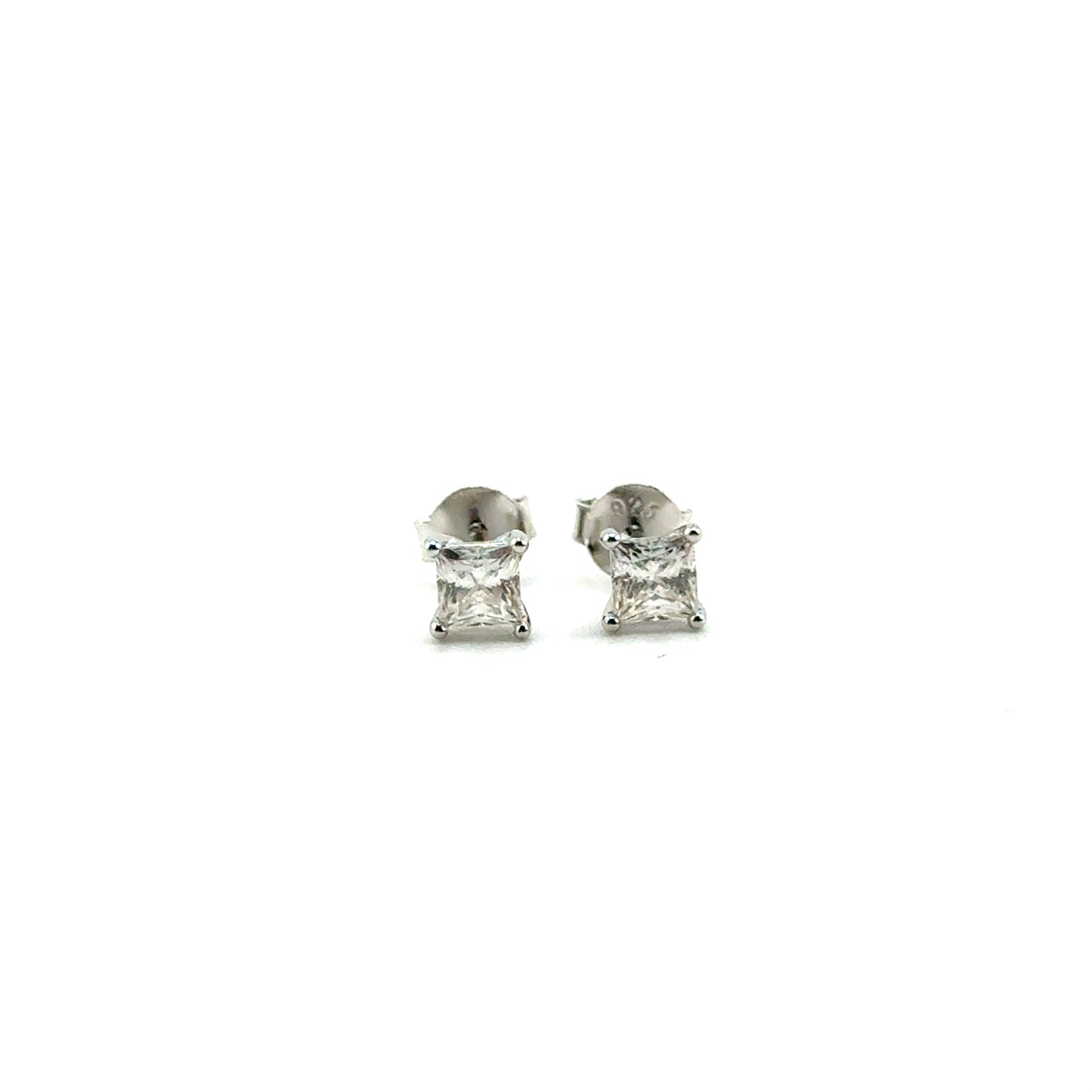 Aretes Moissanita (corte princesa) en Plata