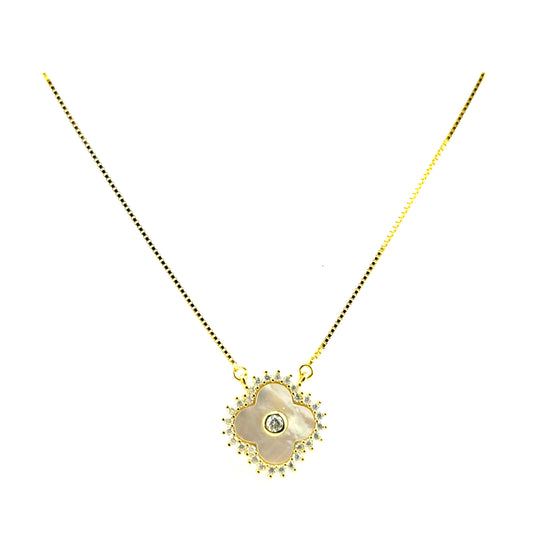 Collar (Flor) con Moissanita en Plata