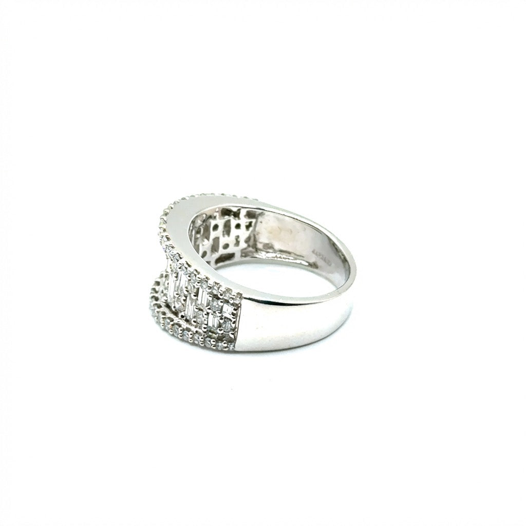 Anillo de Diamantes en Oro 14K