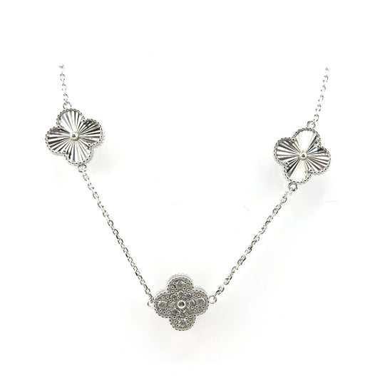 Collar (7 Tréboles) en Plata con Circones