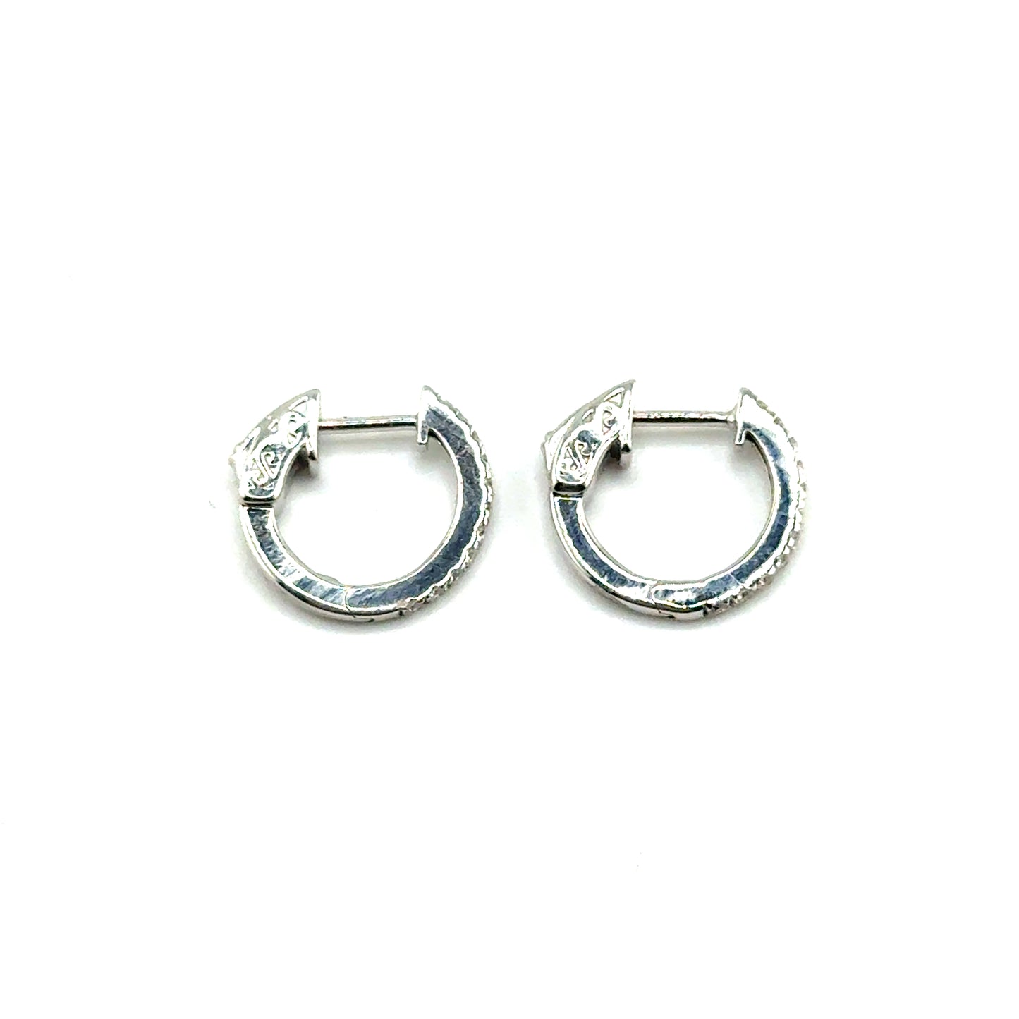 Huggies en Plata con Diamantes Laboratorios