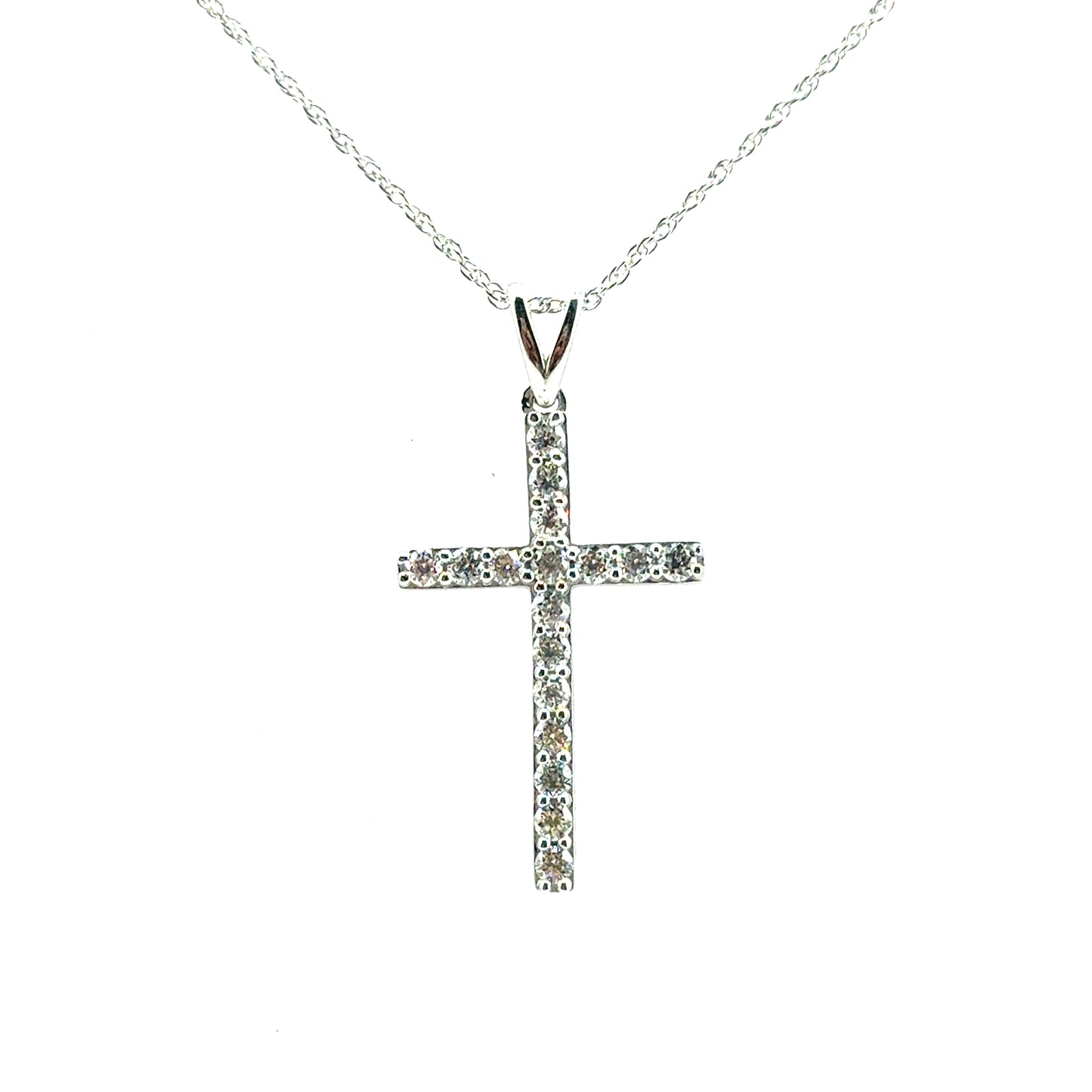 Dije Cruz en Plata con Diamantes Laboratorio