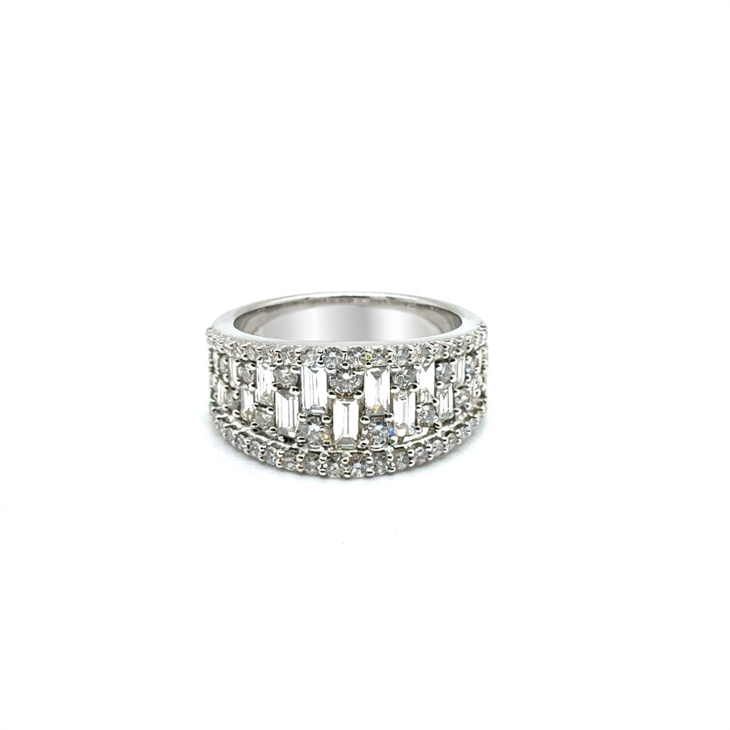 Anillo de Diamantes en Oro 14K