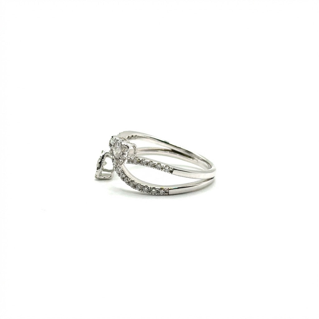 Anillo de Diamantes en Oro Blanco 14K (0.55ct)