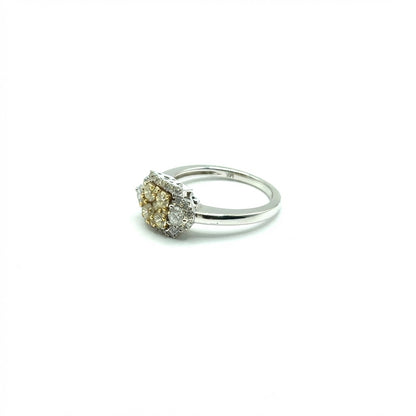 Anillo de Diamantes en Oro 14K