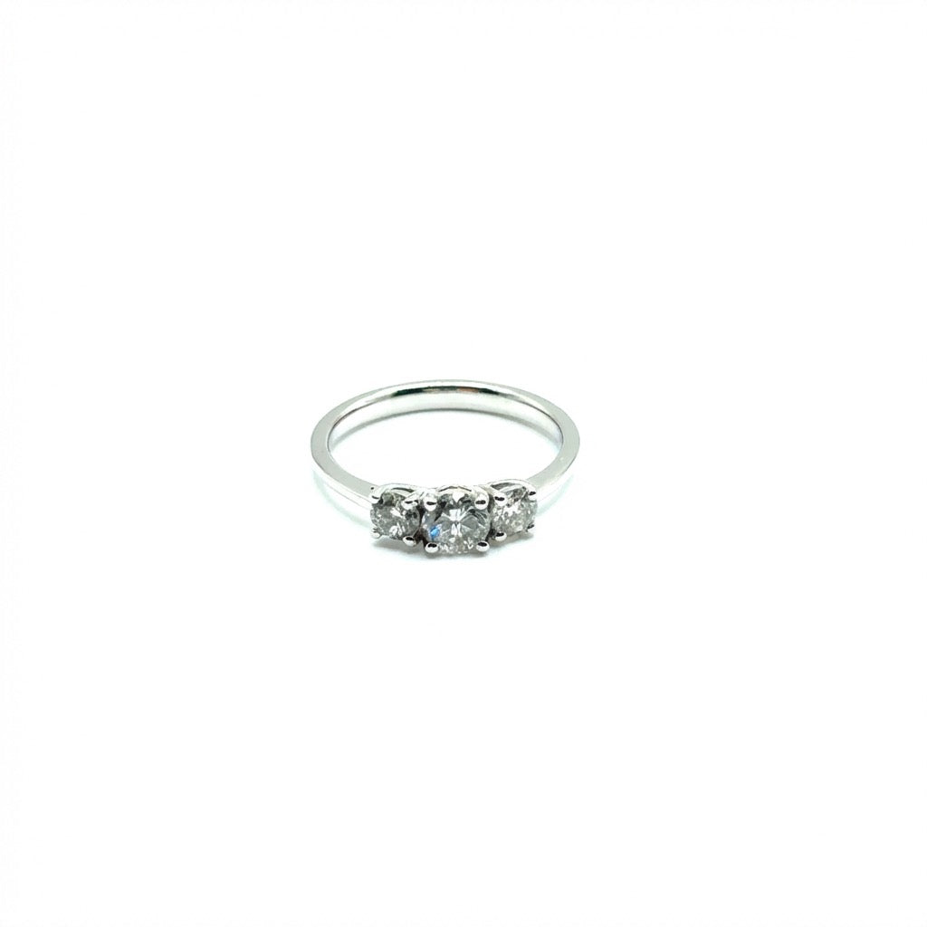 Anillo de Diamantes en Oro Blanco 14K (0.84ct)