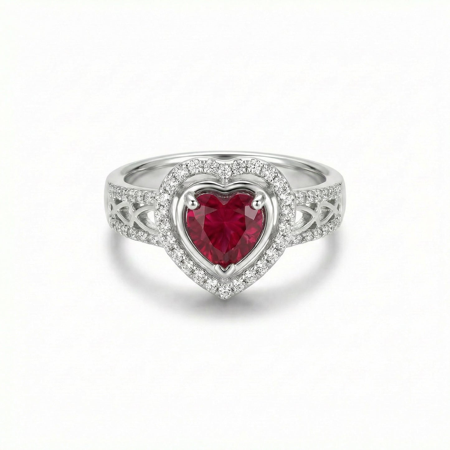 Anillo (corazon) en Plata con Diamantes (SRU)