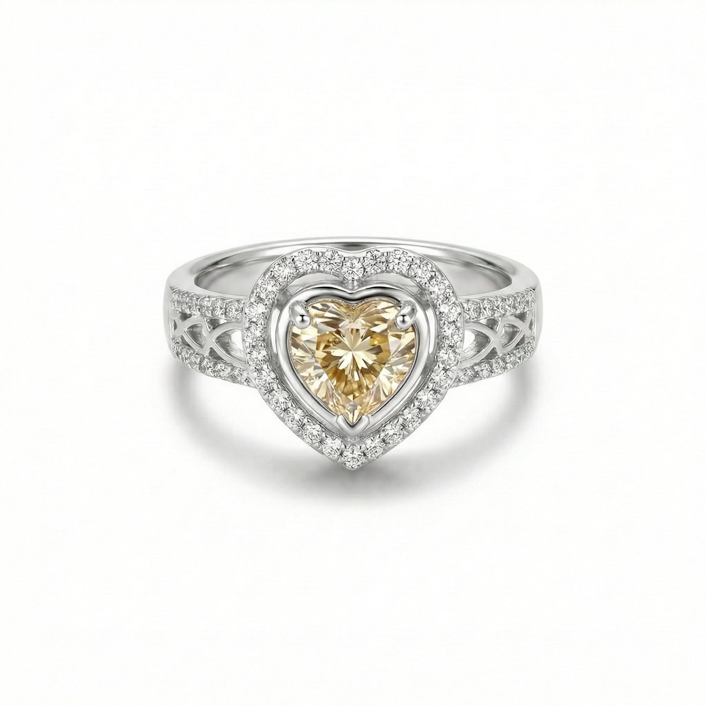 Anillo (corazon) en Plata con Diamantes (SCT)