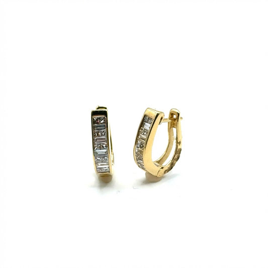 Aretes de Diamantes en Oro 14K