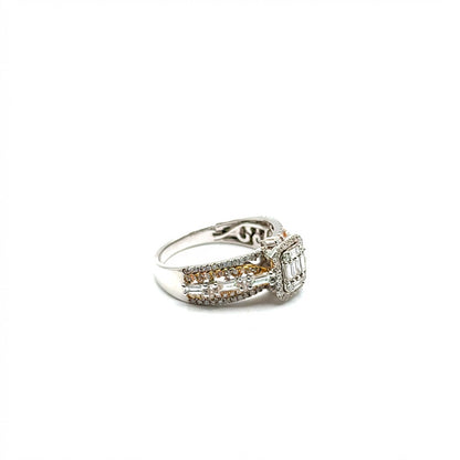 Anillo de Diamantes en Oro 18K