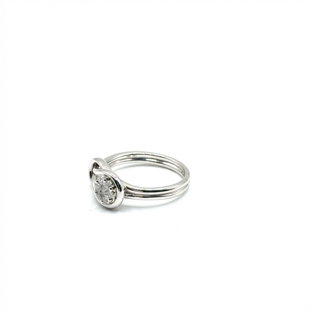 Anillo de Diamantes en Oro 14K