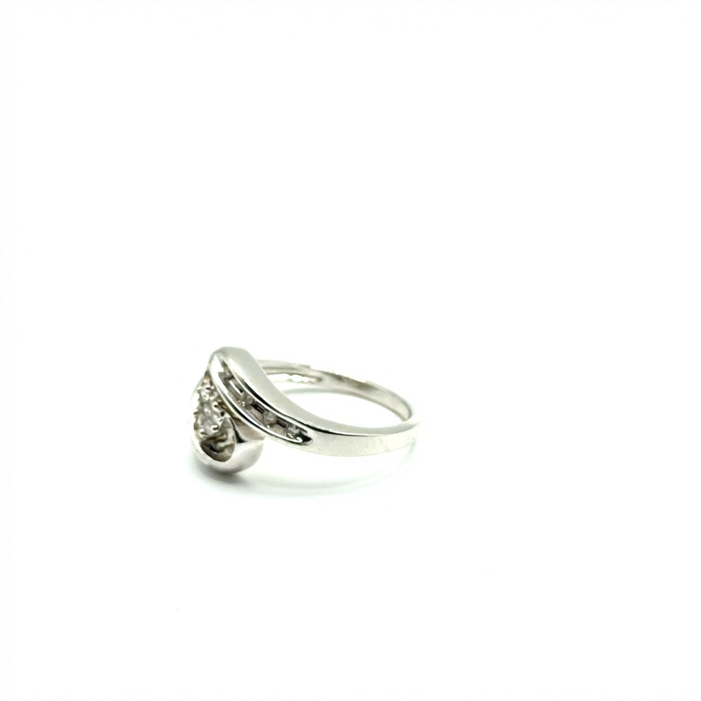 Anillo de Diamantes en Oro 14K