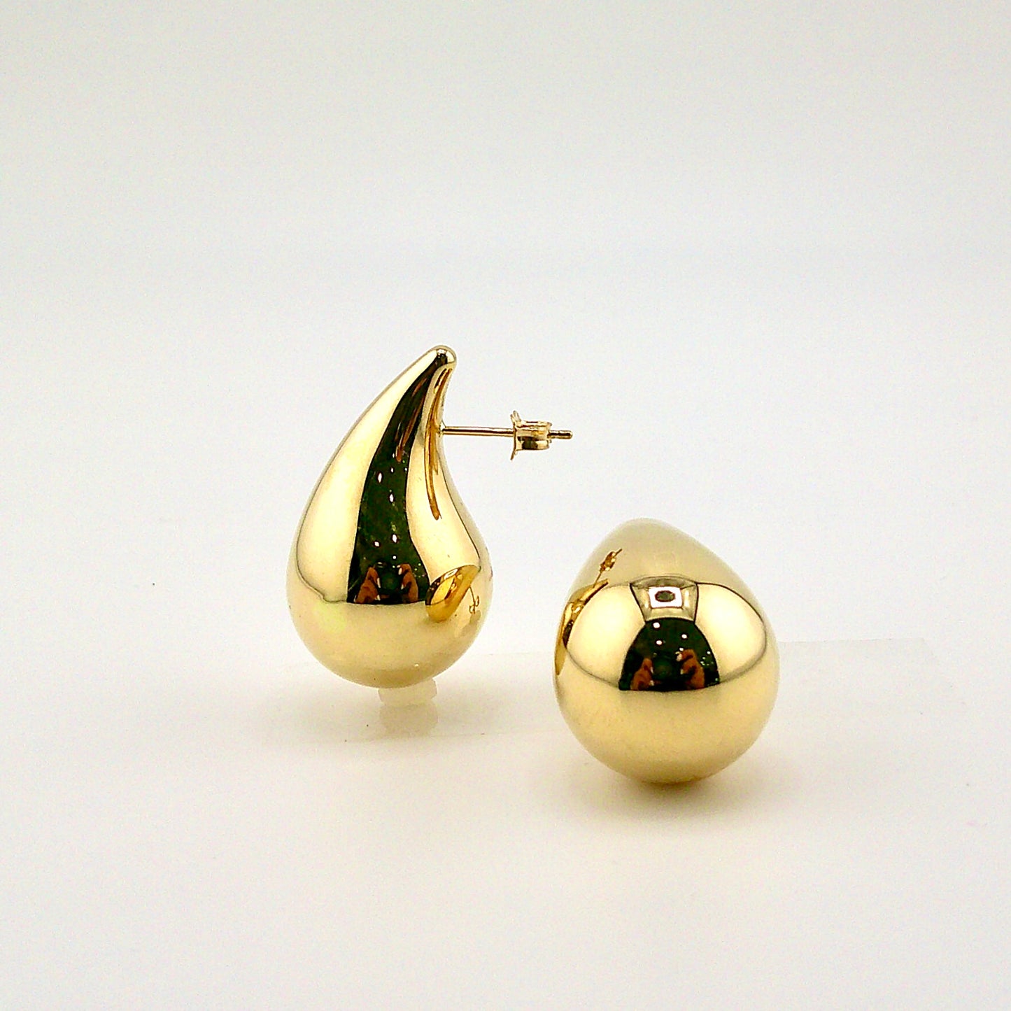 Aretes Gotas (Grandes) en Oro 18K